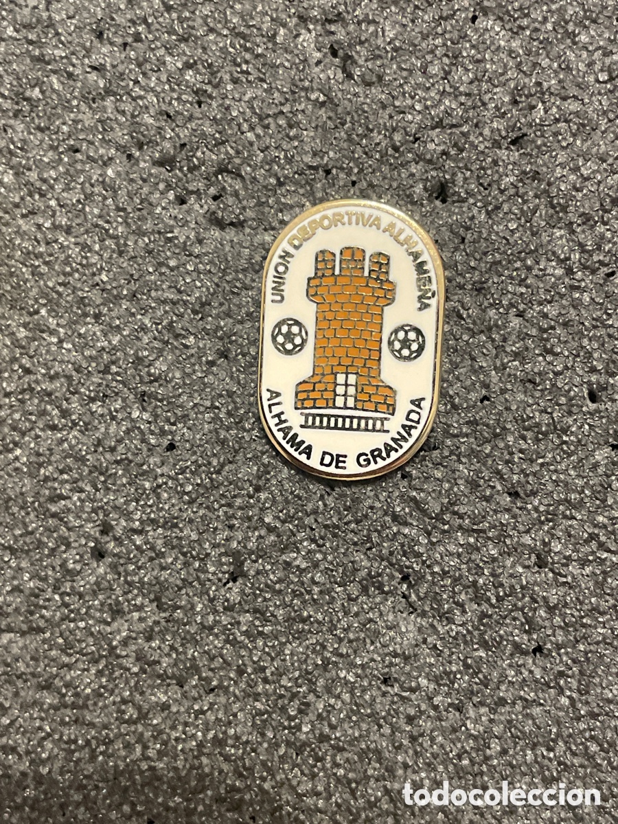 Collectionnisme sportif: Pin 544 U.D. ALHAME&Ntilde;A - Alhama de Granada (Granada)