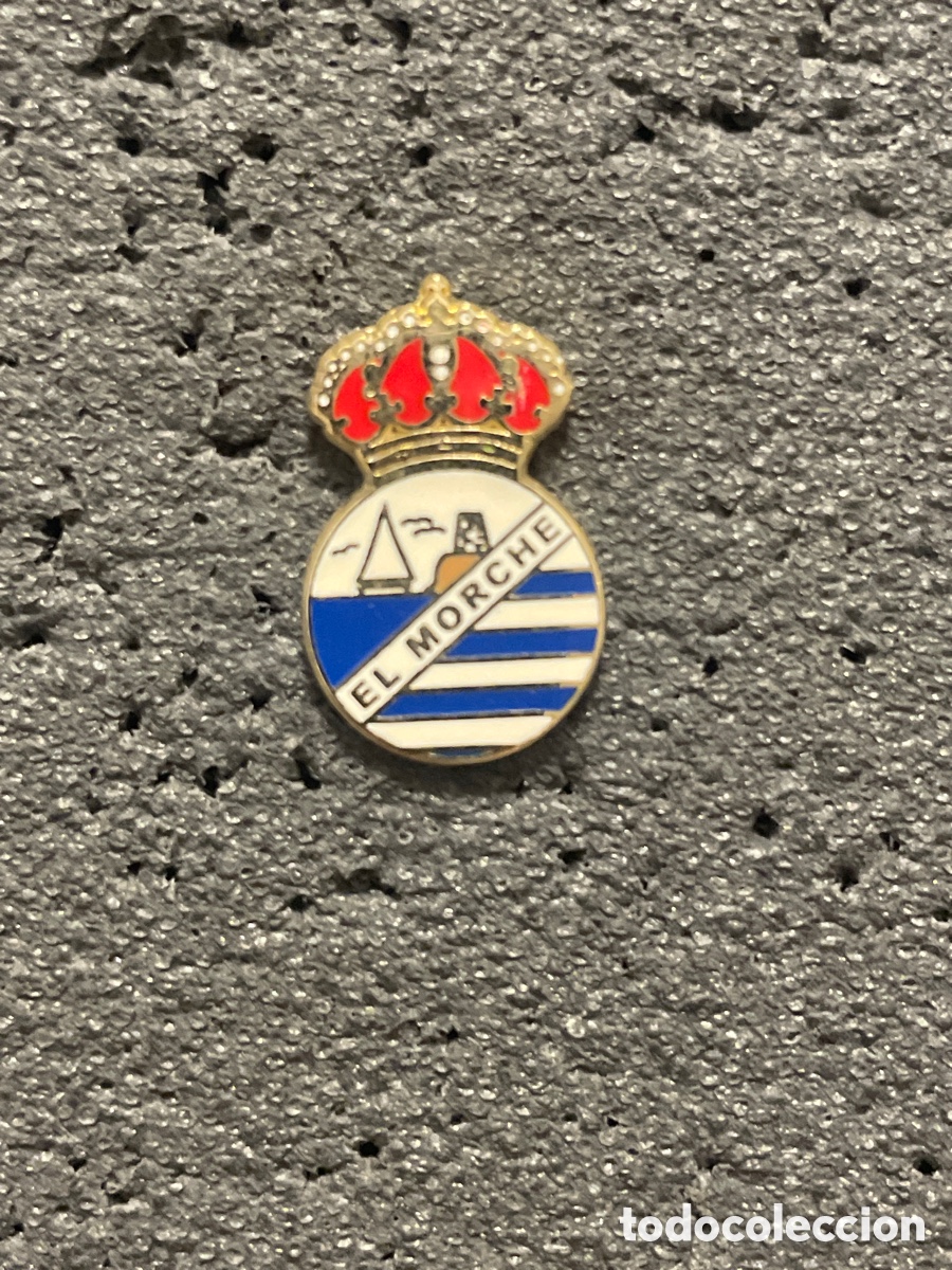 Collectionnisme sportif: Pin 583 CLUB RECREATIVO EL MORCHE - El Morche (M&aacute;laga)