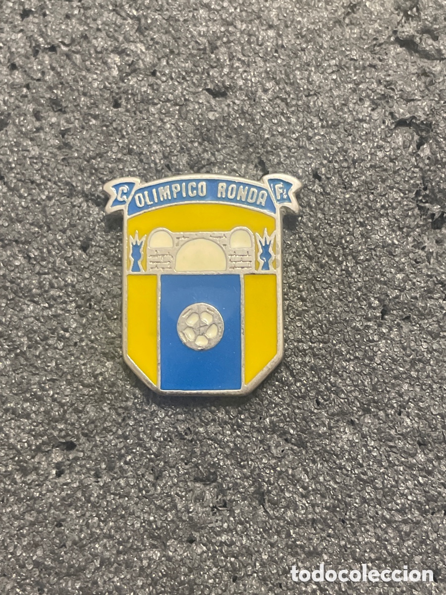 Collectionnisme sportif: Pin 643 OLIMPICO RONDA C.F. - Ronda (M&aacute;laga)
