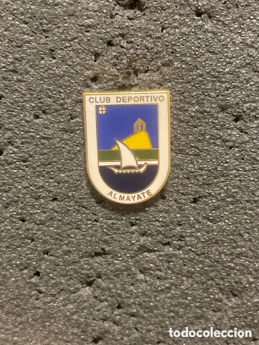 Collectionnisme sportif: Pin 689 C.D. ALMAYATE - Almayate (M&aacute;laga)