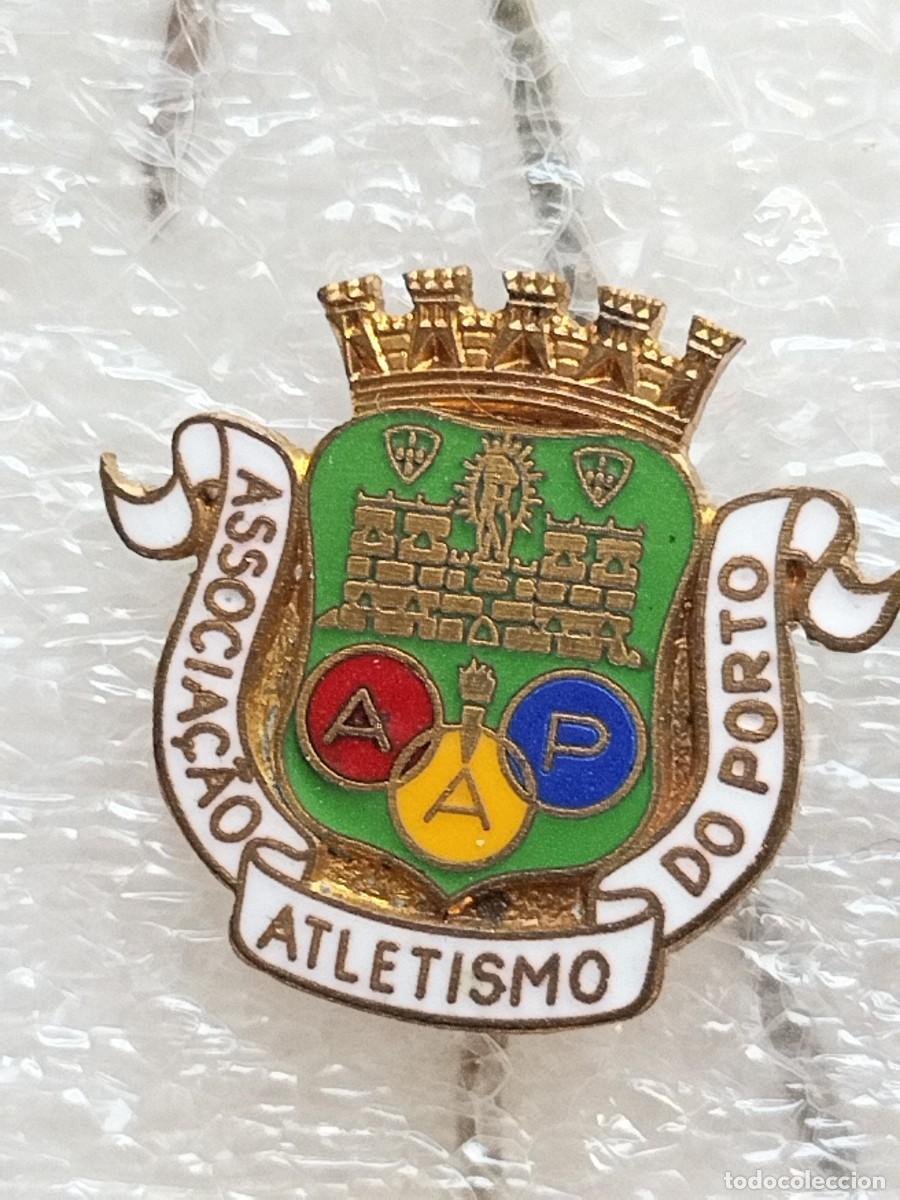 Coleccionismo deportivo: Pins / Badges deportivos - Foto 29