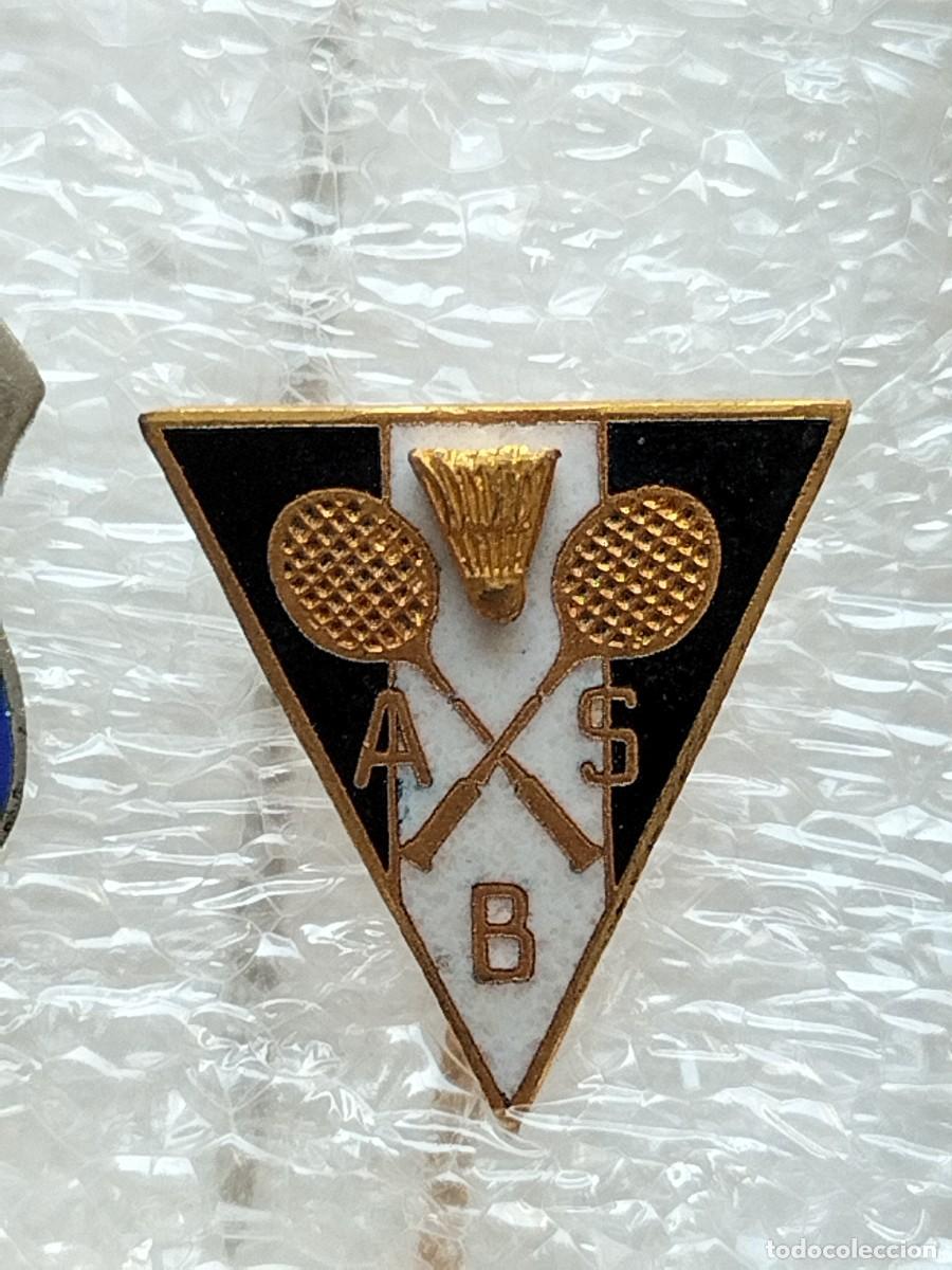 Coleccionismo deportivo: Pins / Badges deportivos - Foto 1
