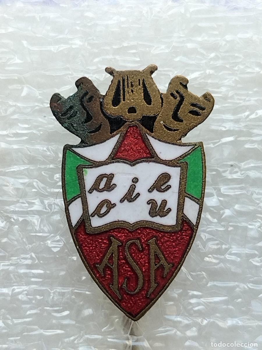 Coleccionismo deportivo: Pins / Badges deportivos - Foto 22