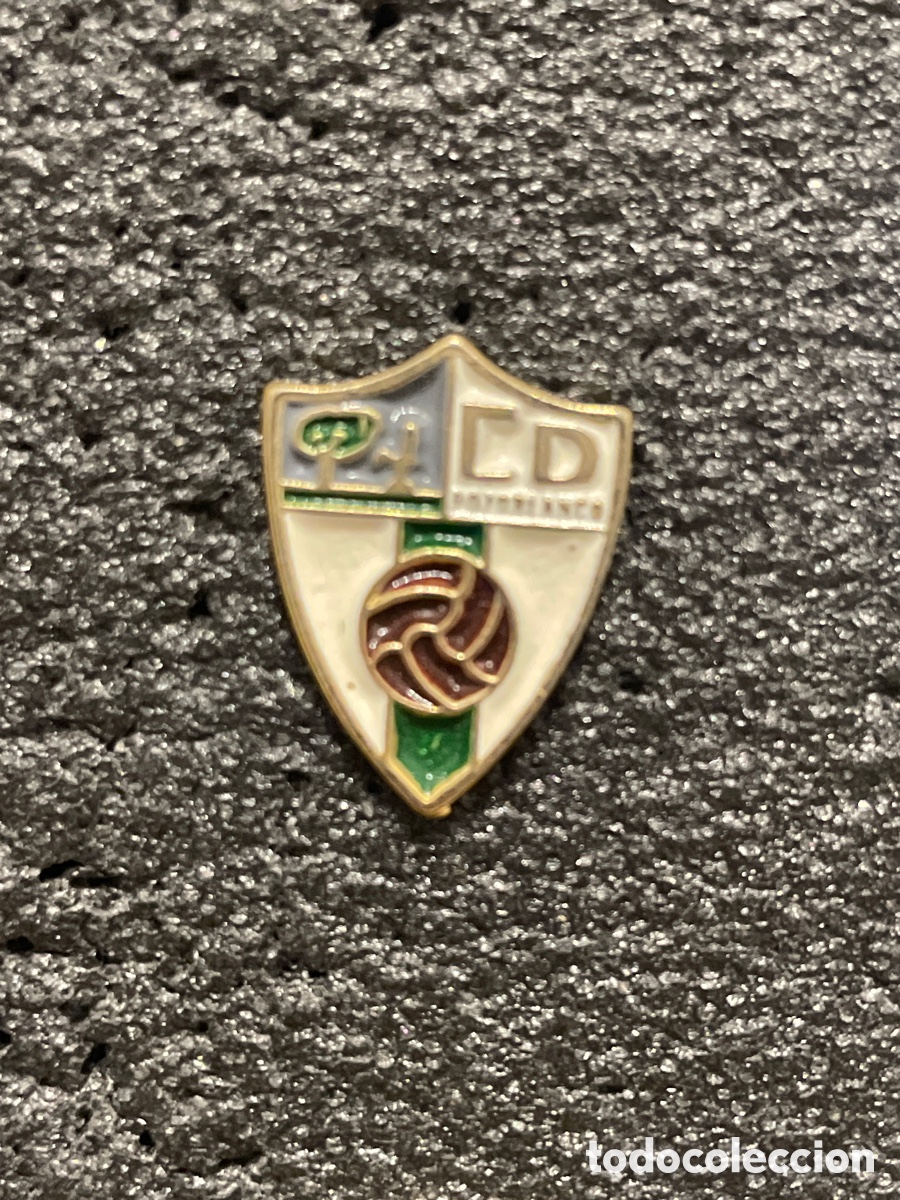 Collectionnisme sportif: Pin 702 C.D. POZOBLANCO - Pozoblanco (C&oacute;rdoba)