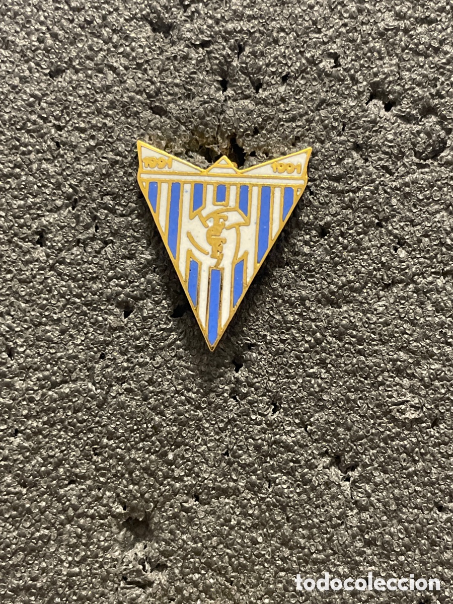Sammelleidenschaft Sport: Pin 721 FUENSANTA C.F. - Martos (Ja&eacute;n)