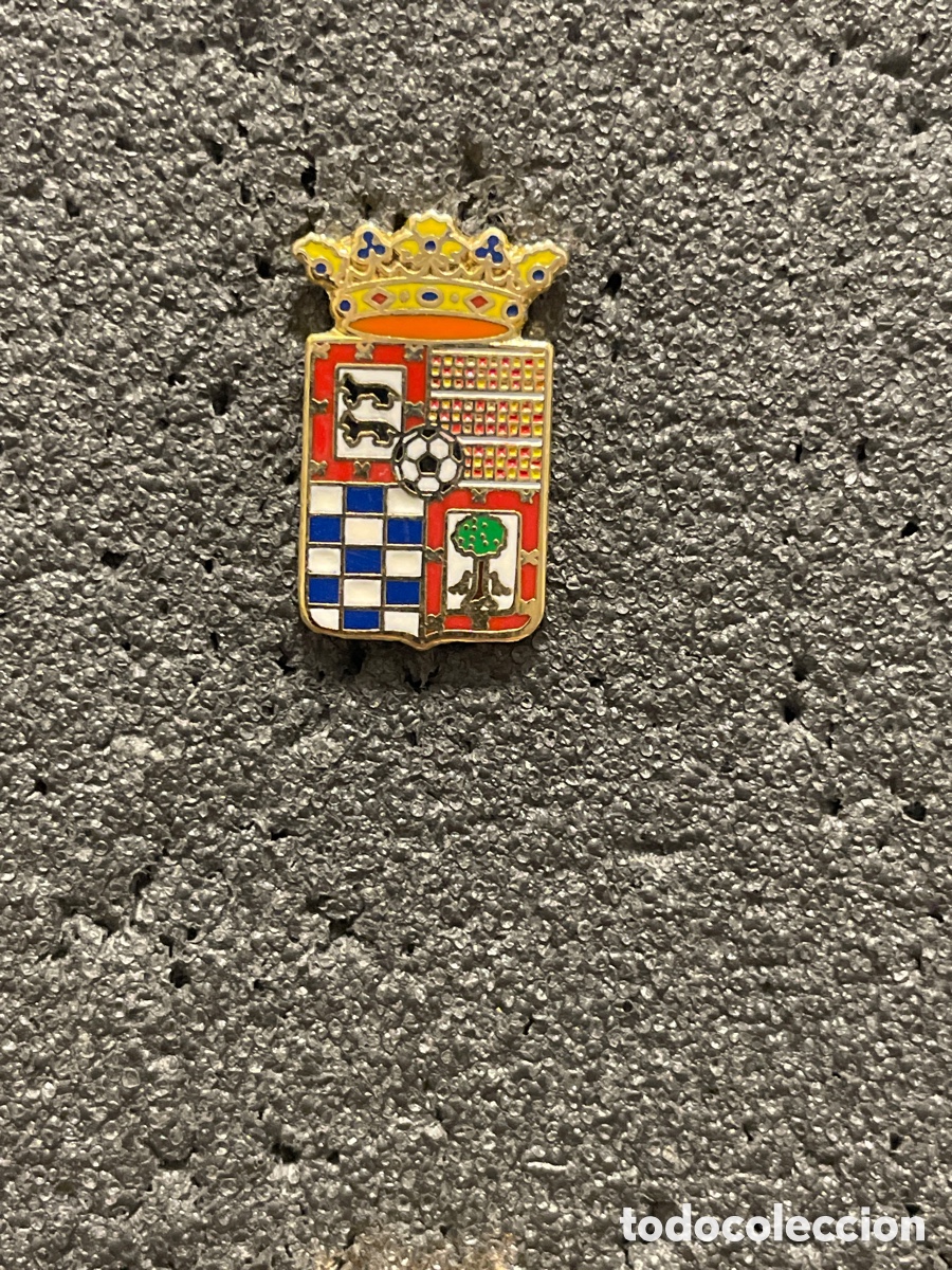 Sammelleidenschaft Sport: Pin 722 EL CARPIO C.F. - El Carpio (C&oacute;rdoba)