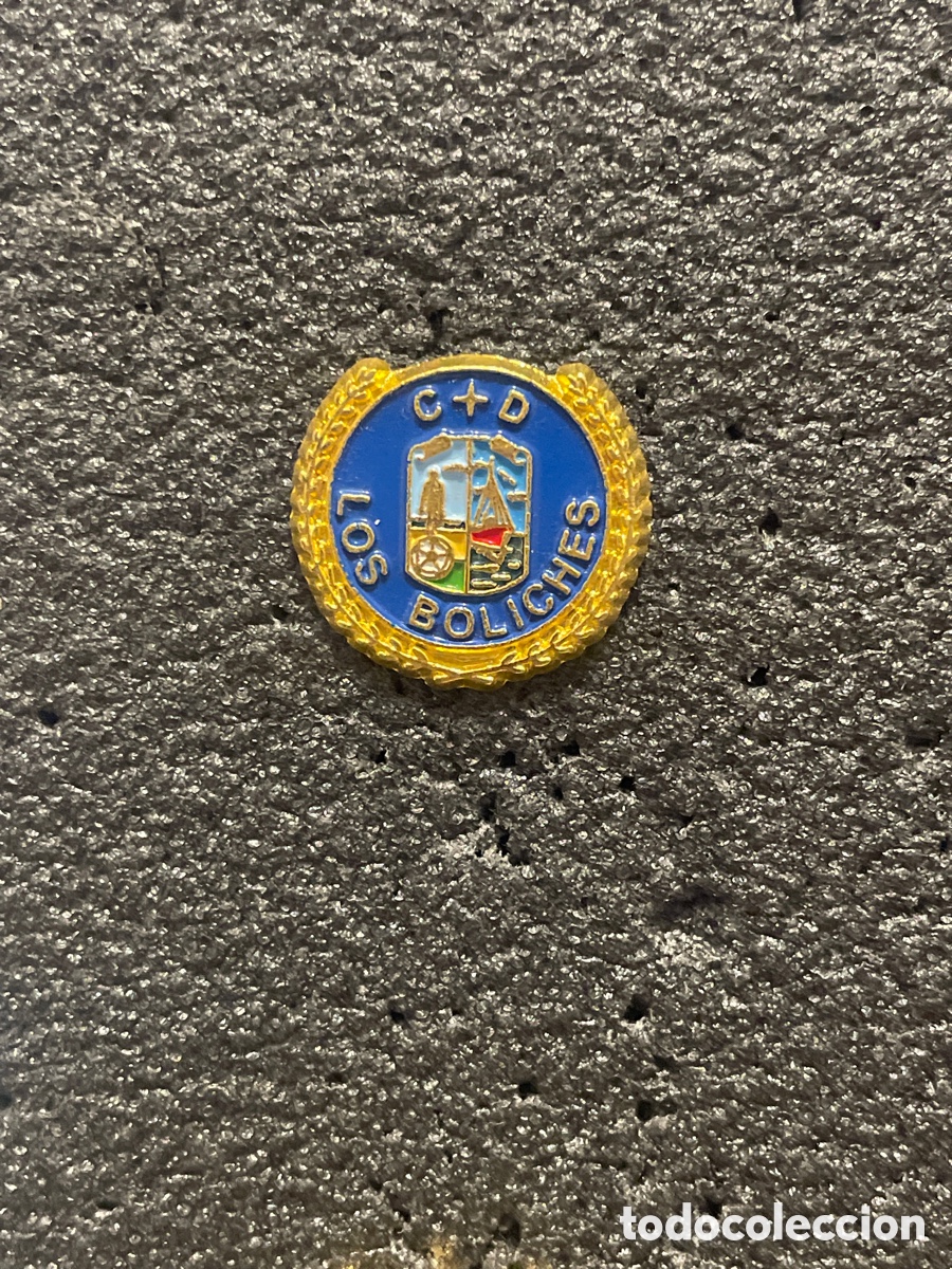 Collezionismo sportivo: Pin 751 C.D. LOS BOLICHES - Fuengirola (M&aacute;laga)