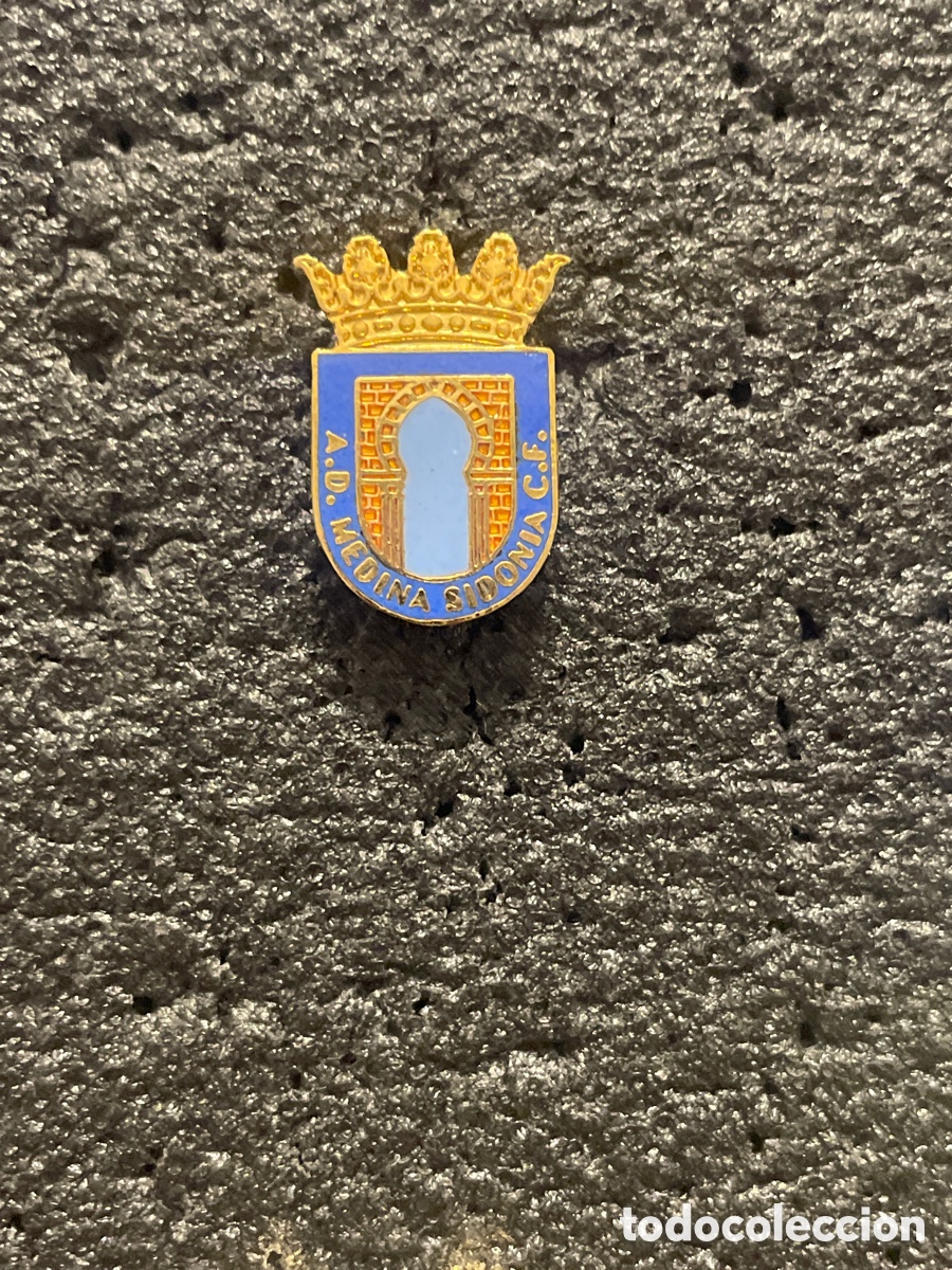Collezionismo sportivo: Pin 753 A.D. MEDINA SIDONIA C.F. - Medina Sidonia (C&aacute;diz)