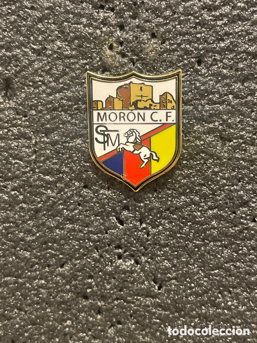 Collezionismo sportivo: Pin 760 MORON C.F. - Moron de la Frontera (Sevilla)