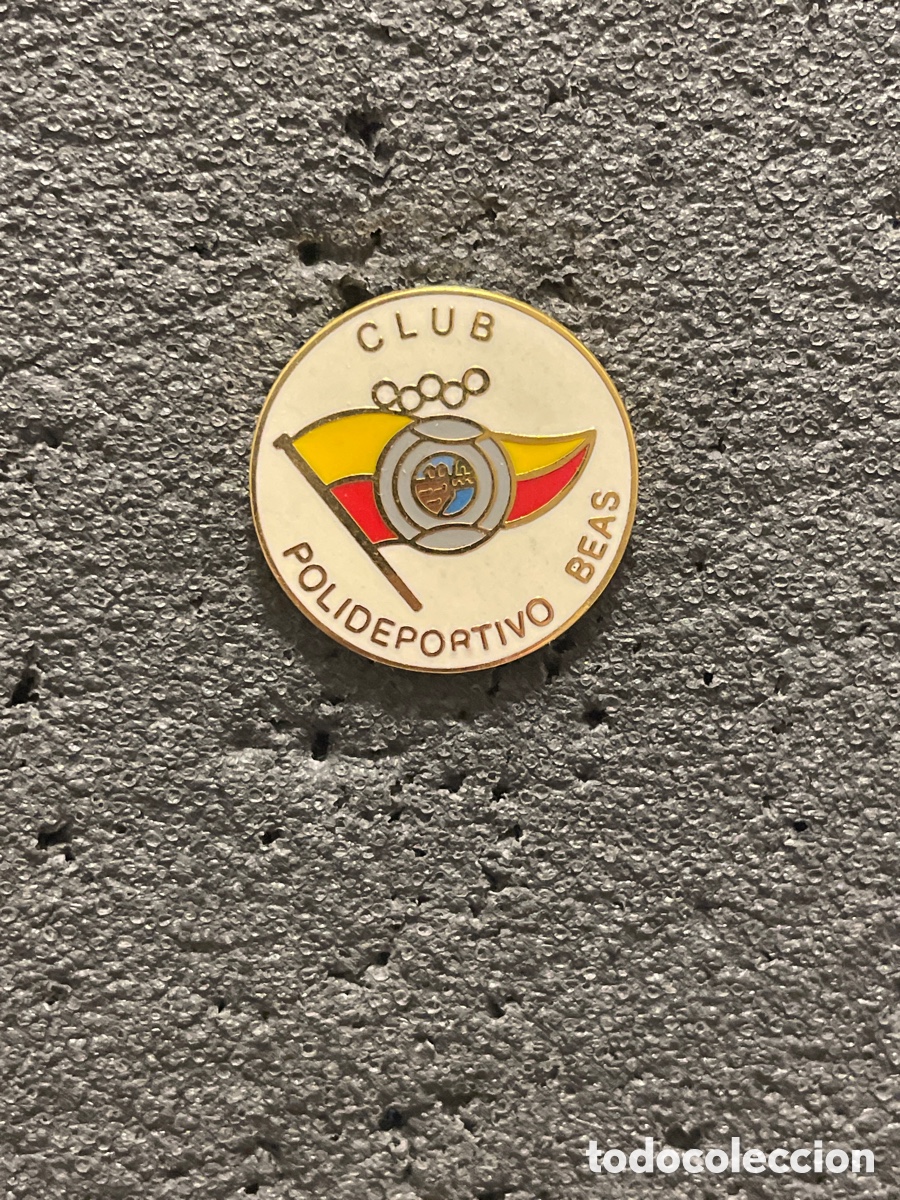 Collectionnisme sportif: Pin 797 C.P. BEAS - Beas de Segura (Ja&eacute;n)
