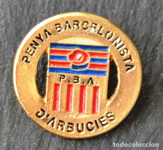 Sammelleidenschaft Sport: PIN F&Uacute;TBOL - PENYA BARCELONISTA D&acute;ARB&Uacute;CIES (GIRONA)