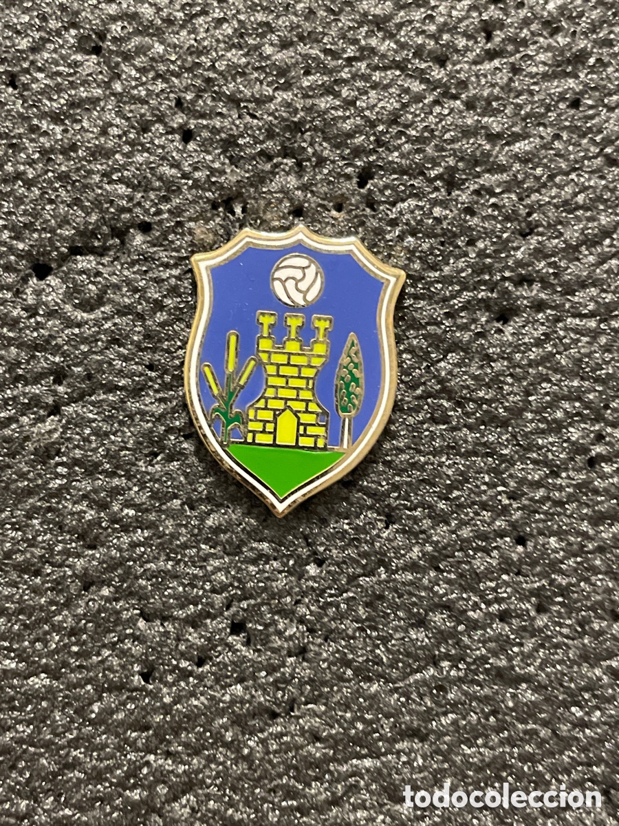 Sammelleidenschaft Sport: Pin 847 C.F. MONTILLA - Montilla (C&oacute;rdoba)