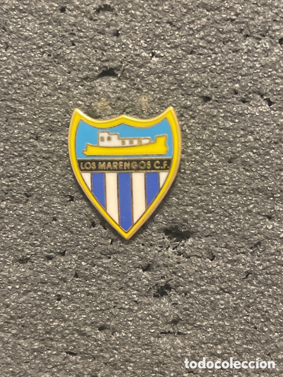 Colecionismo desportivo: Pin 868 LOS MARENGOS C.F. - Nerja (M&aacute;laga)