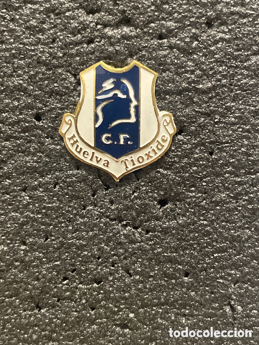 Collezionismo sportivo: Pin 879 C.F.HUELVA TIOXIDE - Huelva