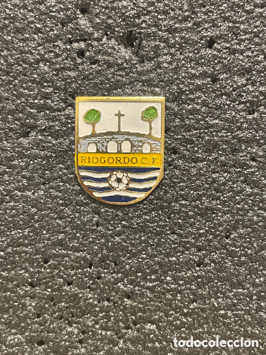 Collezionismo sportivo: Pin 884 RIOGORDO C.F. - Riogodo (M&aacute;laga
