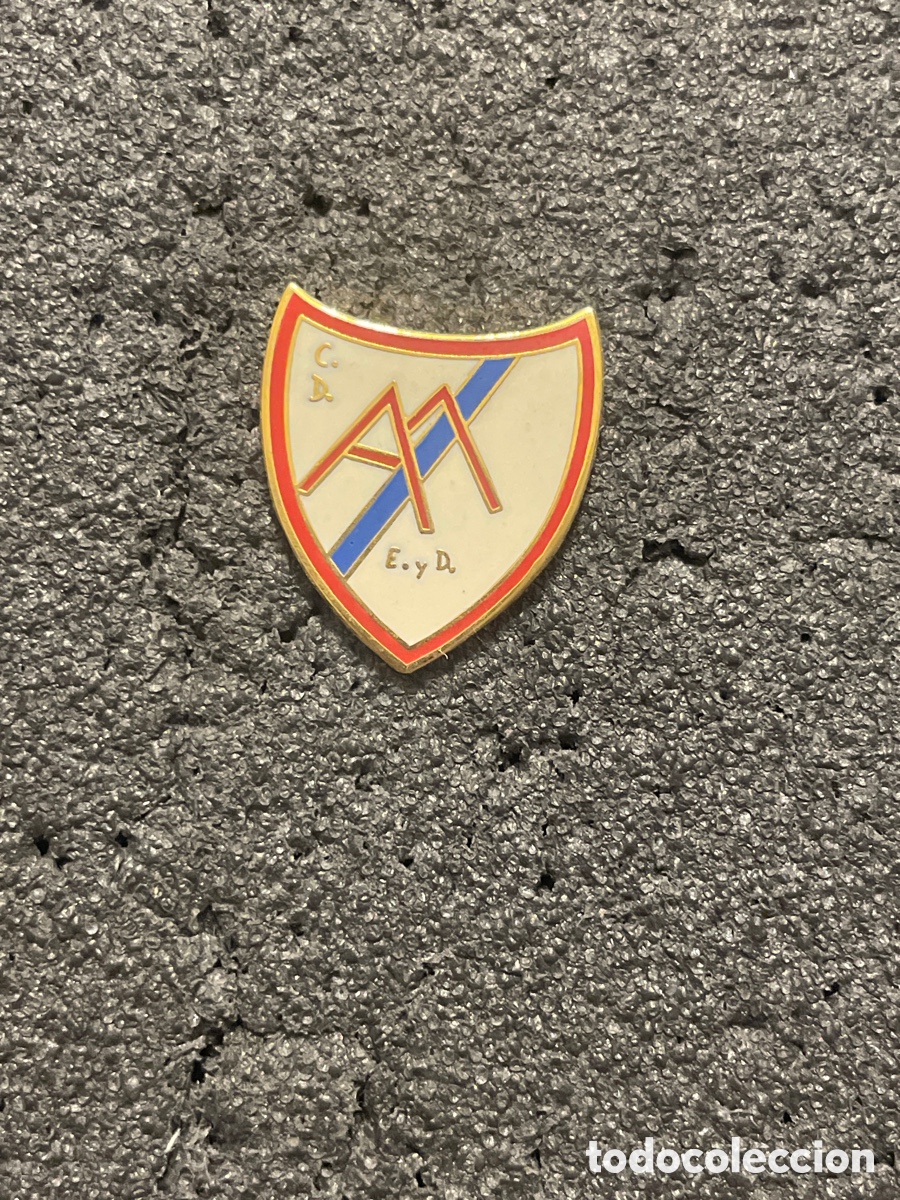 Collezionismo sportivo: Pin 910 C.D. MATO Y ALBEROLA E.D. - M&aacute;laga