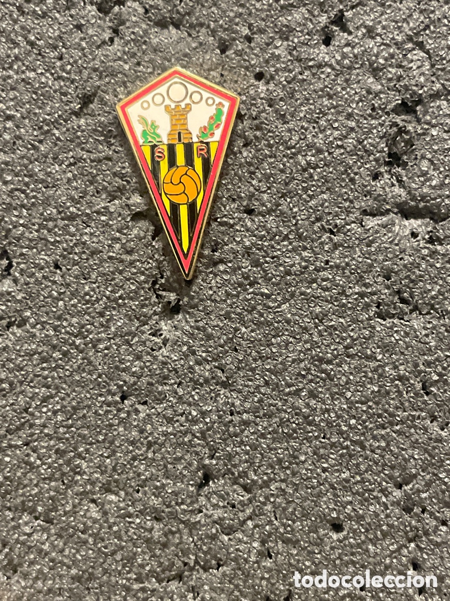 Collezionismo sportivo: Pin 913 C.D. SAN ROQUE - Lepe (Huelva)