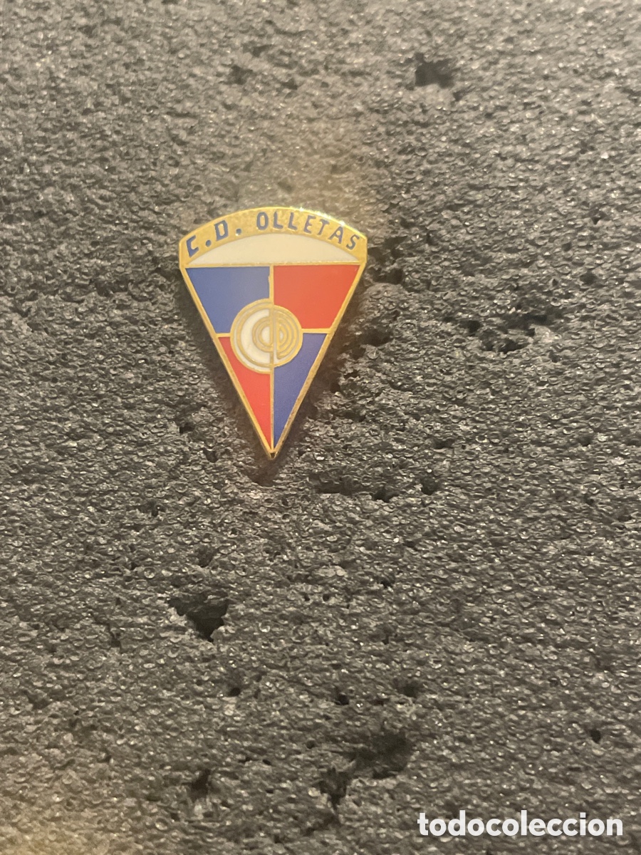 Collezionismo sportivo: Pin 942 C.D. OLLETAS - M&aacute;laga