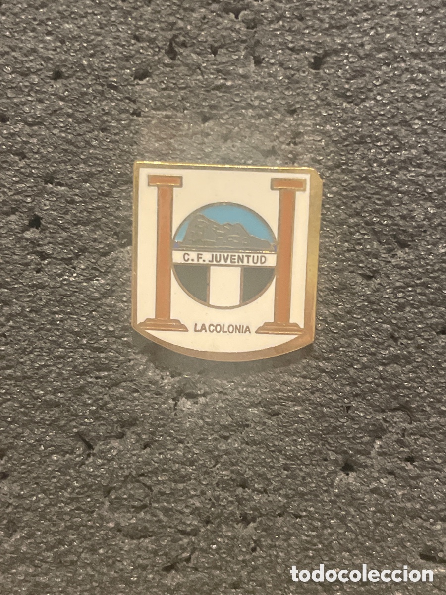 Collezionismo sportivo: Pin 944 C.F. JUVENTUD - La Linea de la Concepcion (C&aacute;diz)