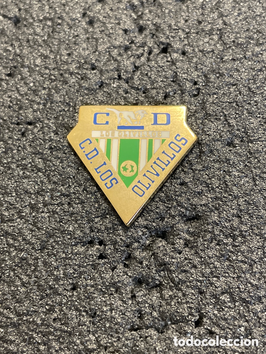Collezionismo sportivo: Pin 951 C.D. LOS OLIVILLOS - San Roque (C&aacute;diz)