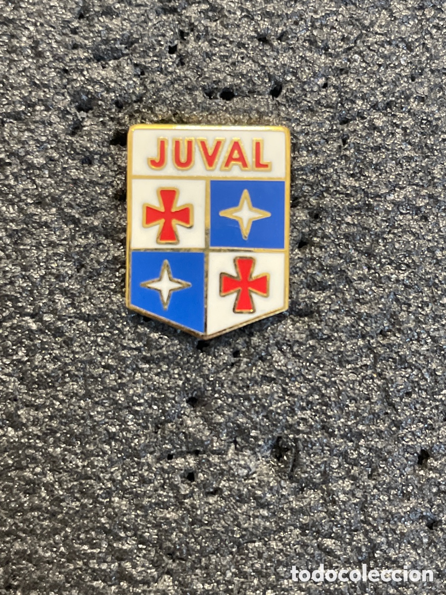 Collezionismo sportivo: Pin 957 ATLETICO JUVAL - M&aacute;laga