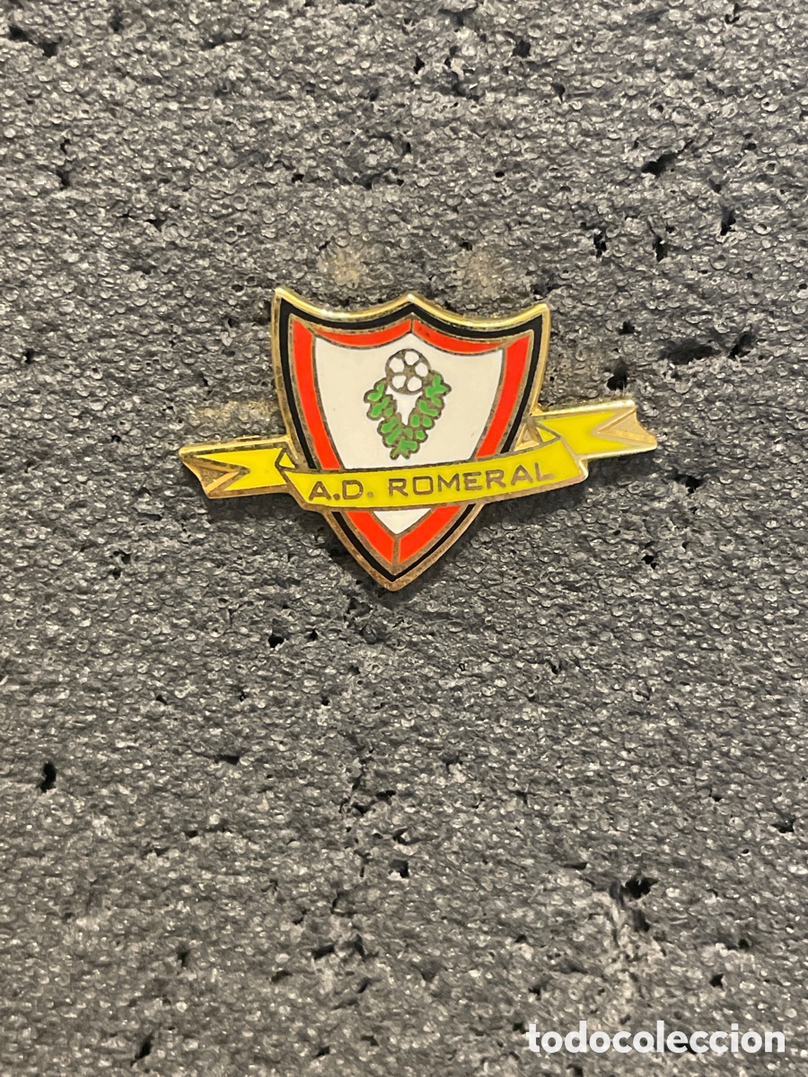 Collezionismo sportivo: Pin 973 A.D. ROMERAL - M&aacute;laga