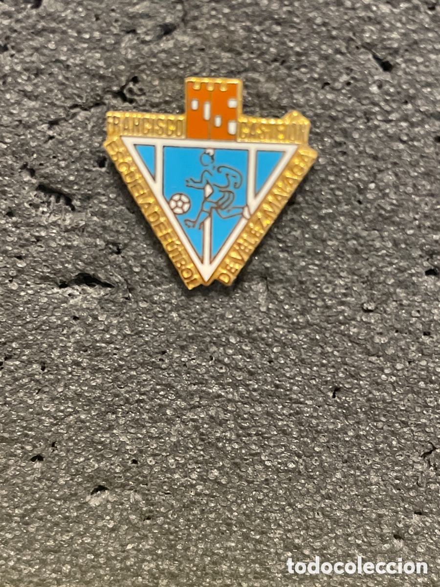Collezionismo sportivo: Pin 975 E.F. VELEZ MALAGA FRANCISCO CASTEJON - Velez Malaga