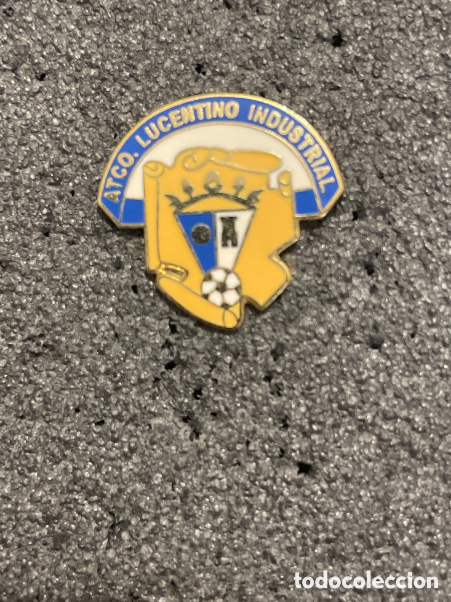 Sammelleidenschaft Sport: Pin 981 ATLETICO LUCENTINO INDUSTRIAL - Lucena (C&oacute;rdoba)