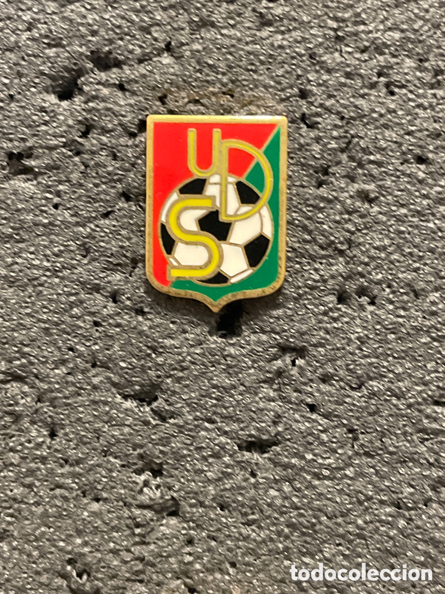 Sammelleidenschaft Sport: Pin 1007 U.D. SOLEA - Sevilla