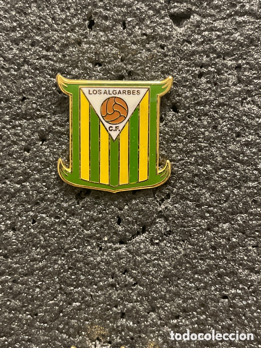 Sammelleidenschaft Sport: Pin 1070 LOS ALGARBES C.F. - Los Algarbes (C&oacute;rdoba)