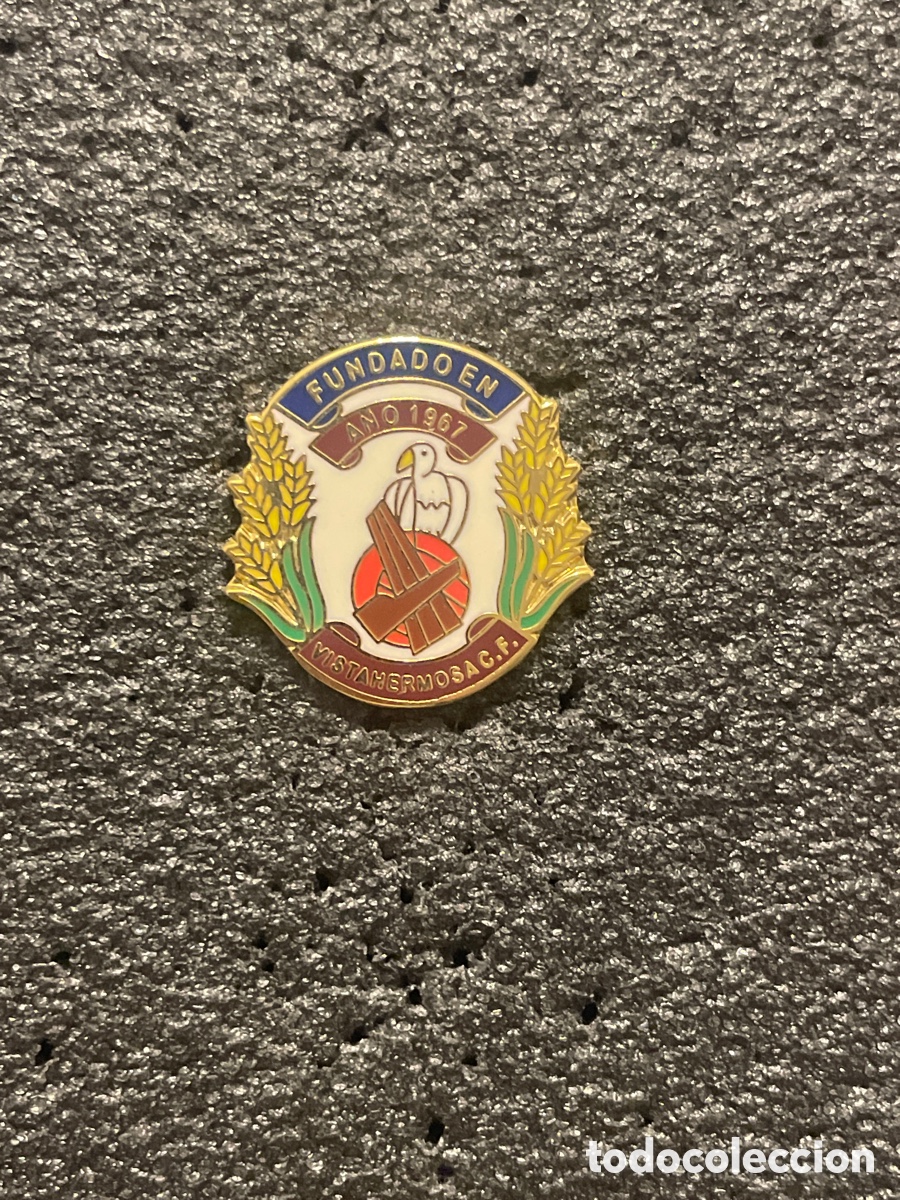 Collectionnisme sportif: Pin 1104 VISTAHERMOSA C.F. - Sevilla