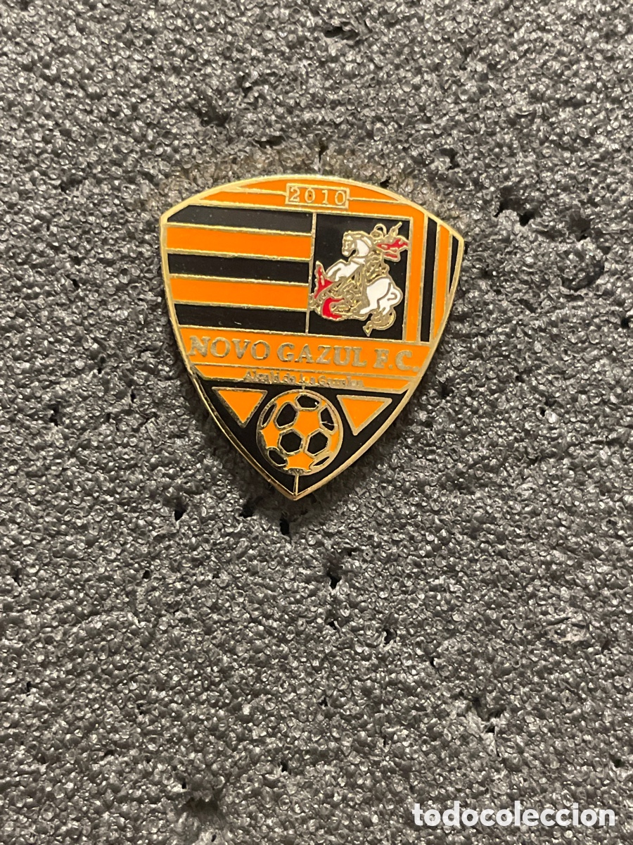 Collezionismo sportivo: Pin 1126 NOVO GAZUL F.C. - Alcal&aacute; de los Gazules (C&aacute;diz)