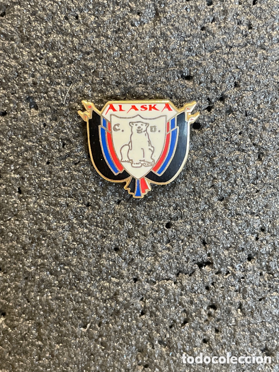 Collezionismo sportivo: Pin 1155 C.D. ALASKA - Torre del Mar (M&aacute;laga)
