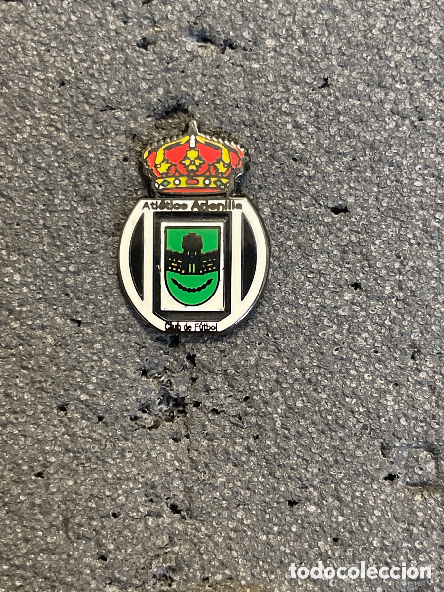 Collezionismo sportivo: Pin 1161 ATLETICO ARJONILLA C.F. - Arjonilla (Ja&eacute;n)