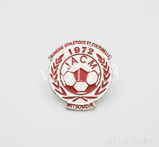 Collezionismo sportivo: Badge Pin football clubs /CAF/ Confederation of African Football - &rdquo; JACM Mitsoudje &rdquo; Comoros.