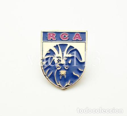 Collezionismo sportivo: Badge Pin football clubs Confederation of African Football - &rdquo; RC Abidjan &rdquo; C&ocirc;te d'Ivoire.