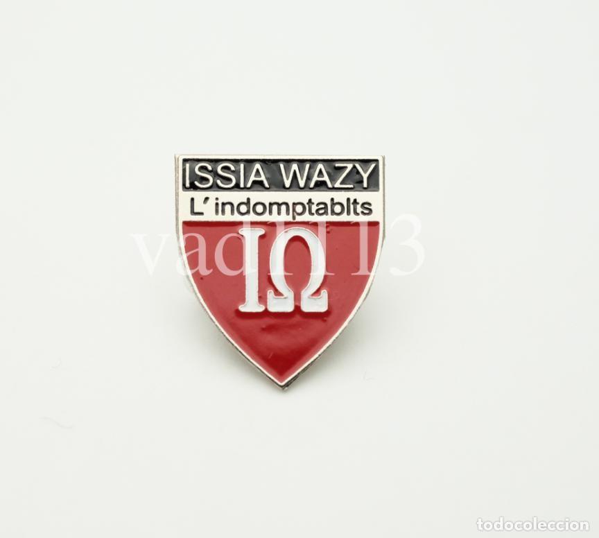 Collezionismo sportivo: Badge Pin football clubs /CAF/ Confederation of African Football - &rdquo; FC Issia Wazy &rdquo; C&ocirc;te d'Ivoire.