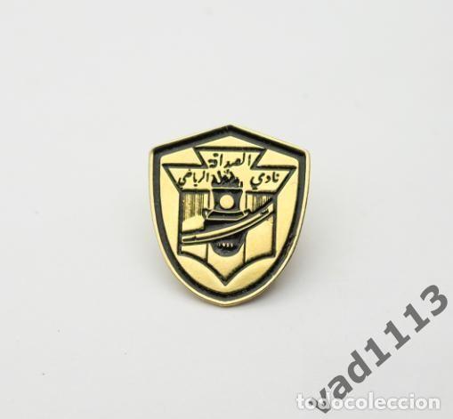 Collezionismo sportivo: Badge Pin football clubs /CAF/ Confederation of African Football - &rdquo; Al Sadaqa &rdquo; Libya.