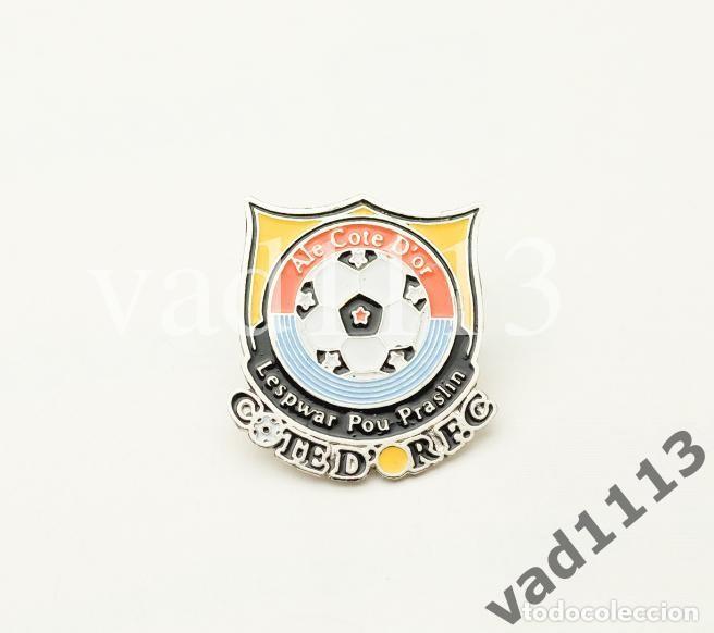 Collectionnisme sportif: Badge Pin football clubs Confederation of African Football - &rdquo; C&ocirc;te d'Or FC &rdquo; Seychelles.
