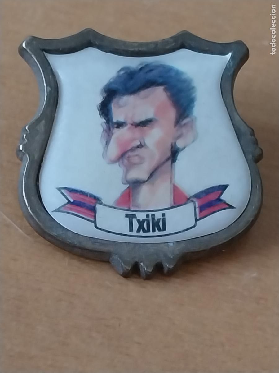 Collectionnisme sportif: BEGUIRISTAIN TXIKI FUTBOL BARCELONA PIN PINCHO A&Ntilde;OS 90 2,8CMS ALTO