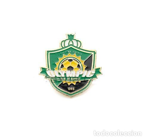 Collectionnisme sportif: Badge football clubs Confederation of African Football-Olympic Real Bangui Central African Republic