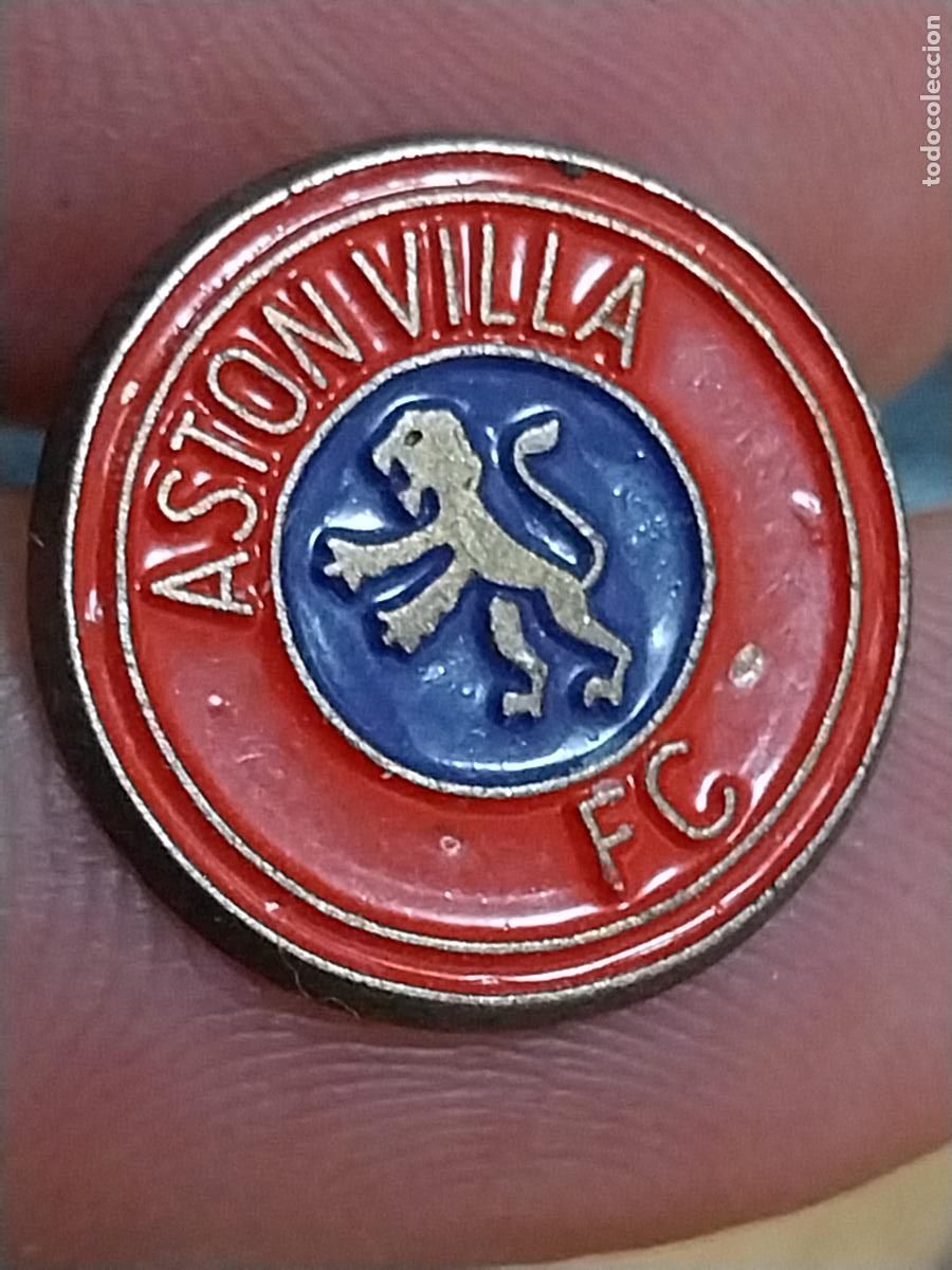 Sammelleidenschaft Sport: ASTONVILLA FC PIN PINCHO PINTURA LACADA 1,8CMS VINTAGE