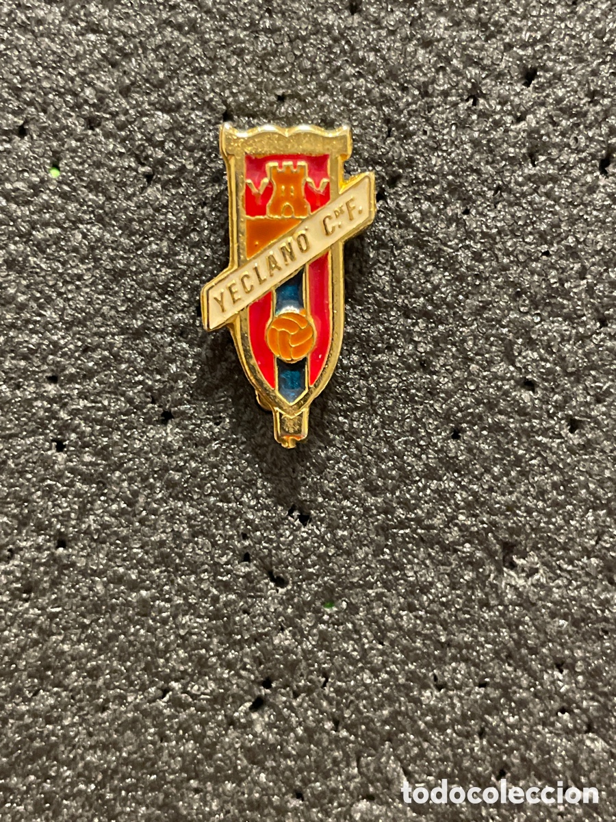 Sammelleidenschaft Sport: Pin YECLANO C.F. - Yecla (Murcia)