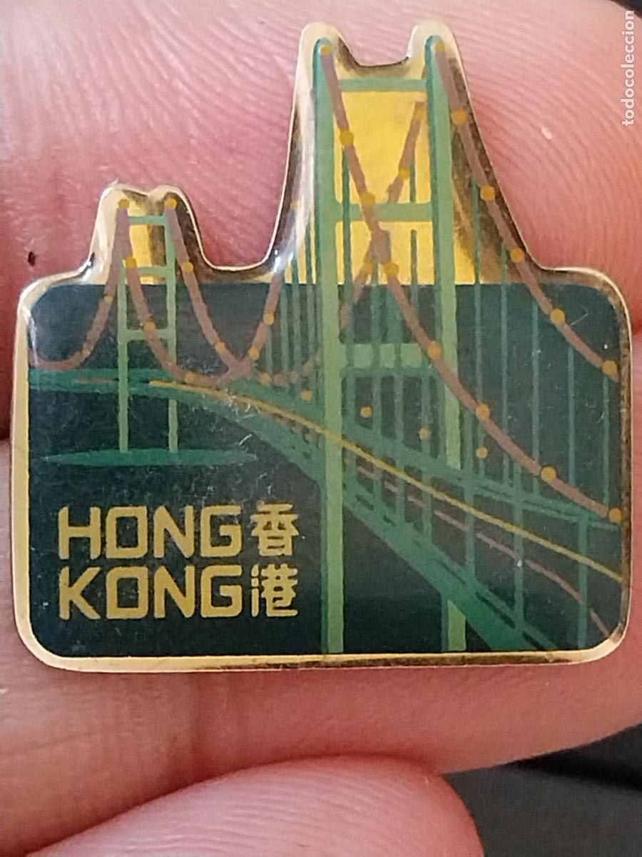 Sammelleidenschaft Sport: HONG KONG PUENTE PIN PINCHO PINTURA LACADA 2,5CMS ALTO