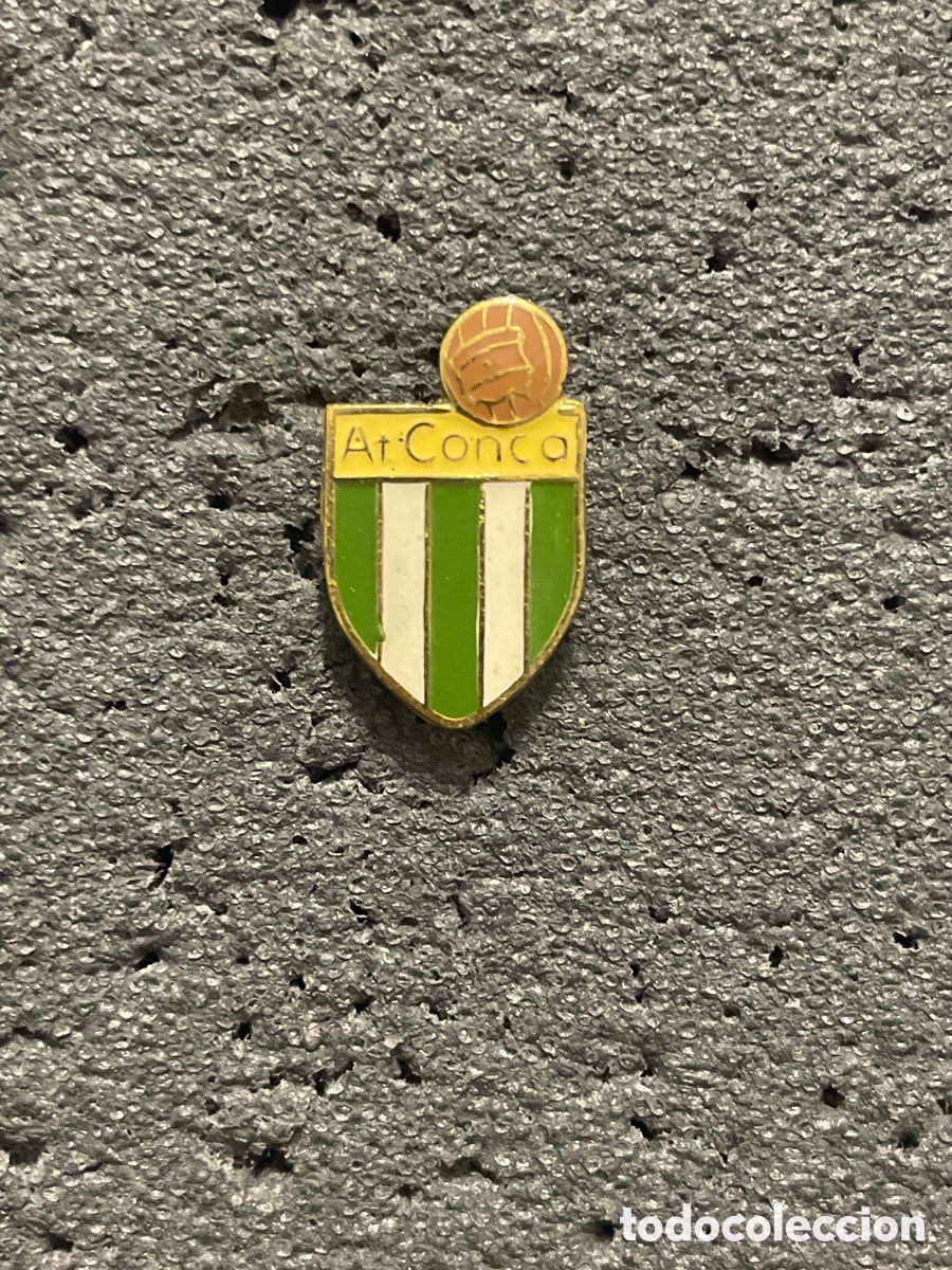 Collezionismo sportivo: Pin 99 ATLETICO CONCA - Santa Mar&iacute;a de Corco (Barcelona)