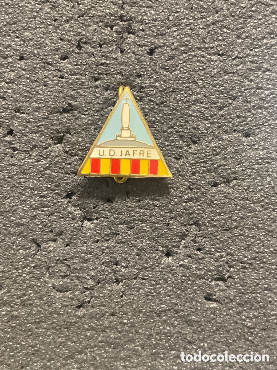 Collezionismo sportivo: Pin 105 U.D. JAFRE - Jafre( Girona)
