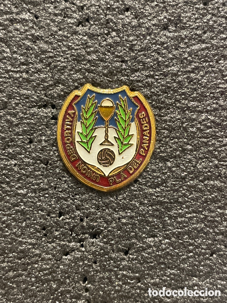 Collezionismo sportivo: Pin 112 U.D. PLA DEL PANADES - Pla del Panades (Barcelona)