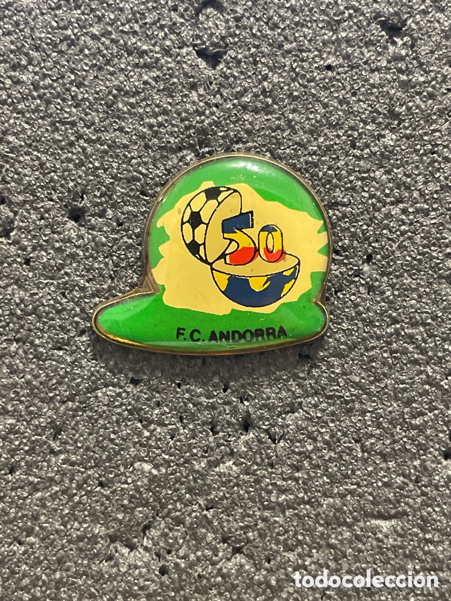 Sammelleidenschaft Sport: Pin 137 F.C. ANDORRA (50 Aniversario) - Les Escaldes (Andorra)