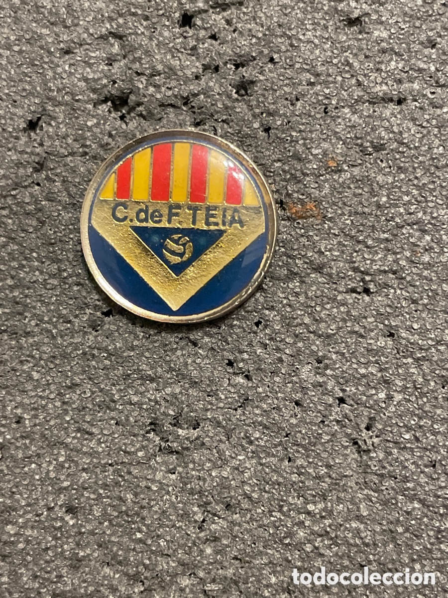 Sammelleidenschaft Sport: Pin 155 C.F. TEIA - Teia (Barcelona)