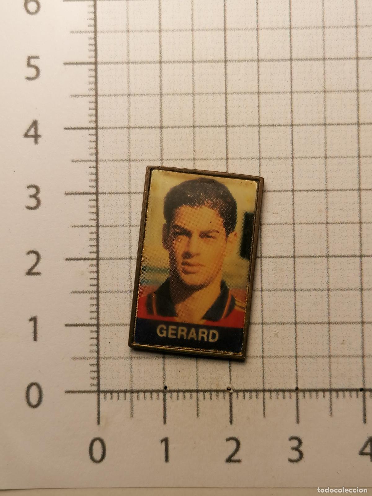 Coleccionismo deportivo: PIN GERARD SELECCION ESPA&Ntilde;OLA MARCA - Foto 1